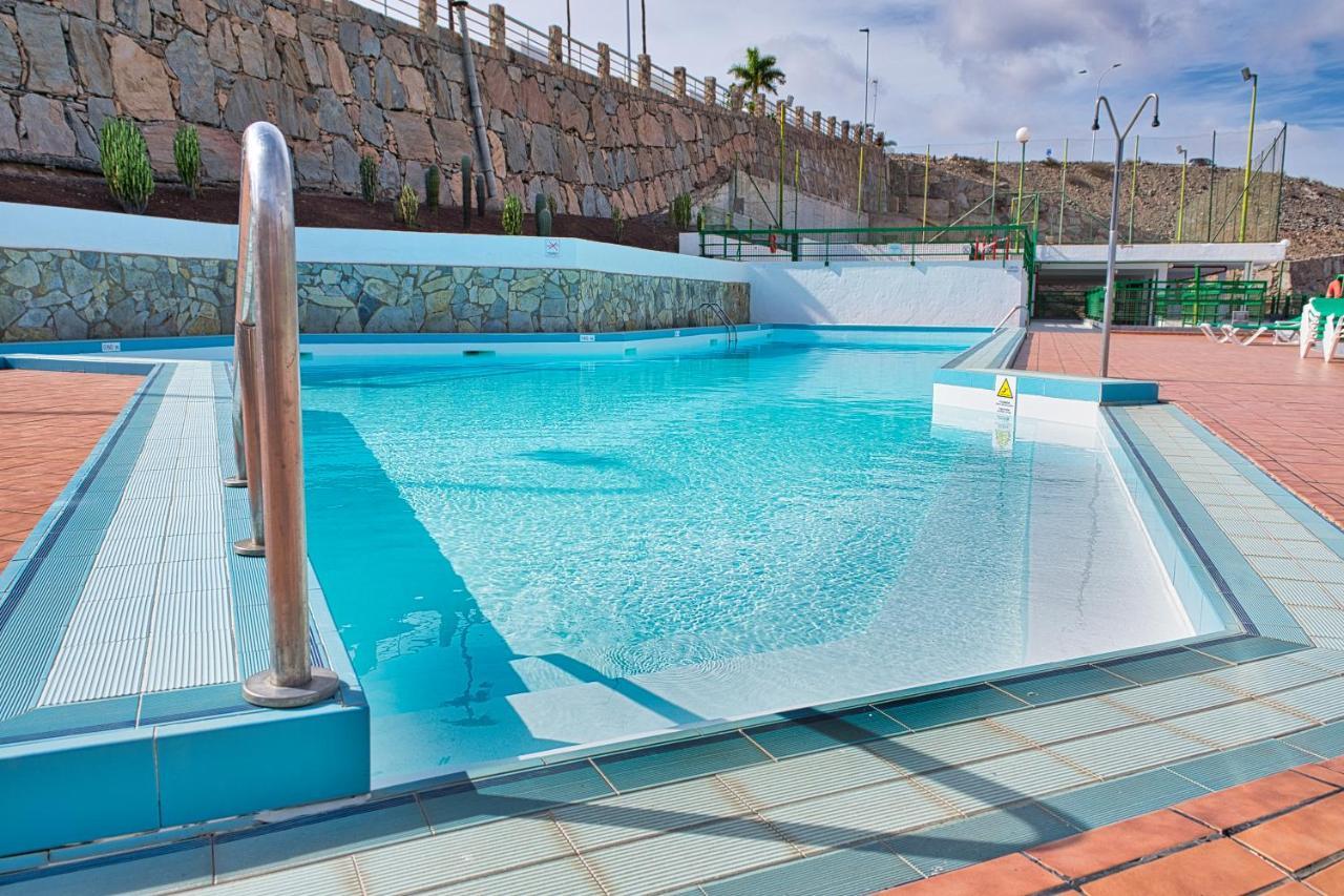 Malibu 2 Apartamento Con Aire Acondicionado, Campo De Tennis Y Piscina Con Solarium Puerto Rico  Eksteriør billede
